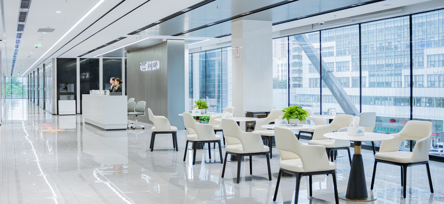 柔软的座椅与全覆盖的WIFI,让您在等候时也能静享闲暇好时光。